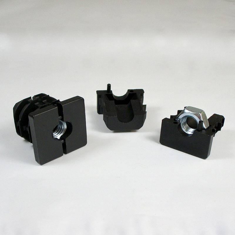 Tappo Quadro di Plastica NERO per Tubolari 30 x 30 mm con Filettatura in Metallo diam. 10 mm (M10) 10 mm (M10) - ajile