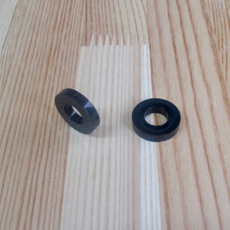 6,2 x 20 x 5 : Distanziatore Cilindrico con foro passante per Vite M6, lunghezza 5 mm