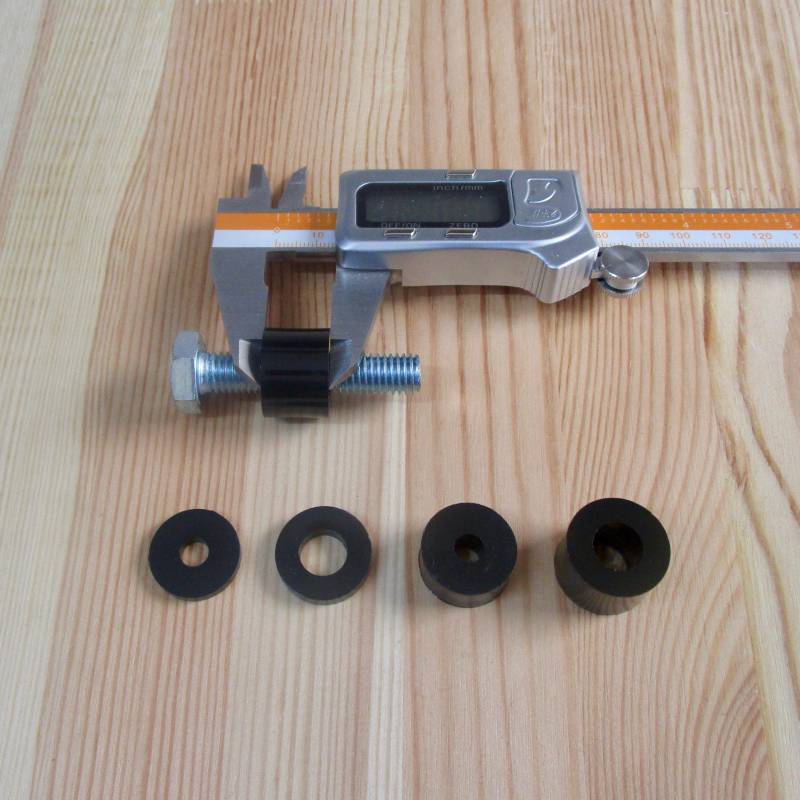 6,2 x 20 x 5 : Distanziatore Cilindrico con foro passante per Vite M6, lunghezza 5 mm